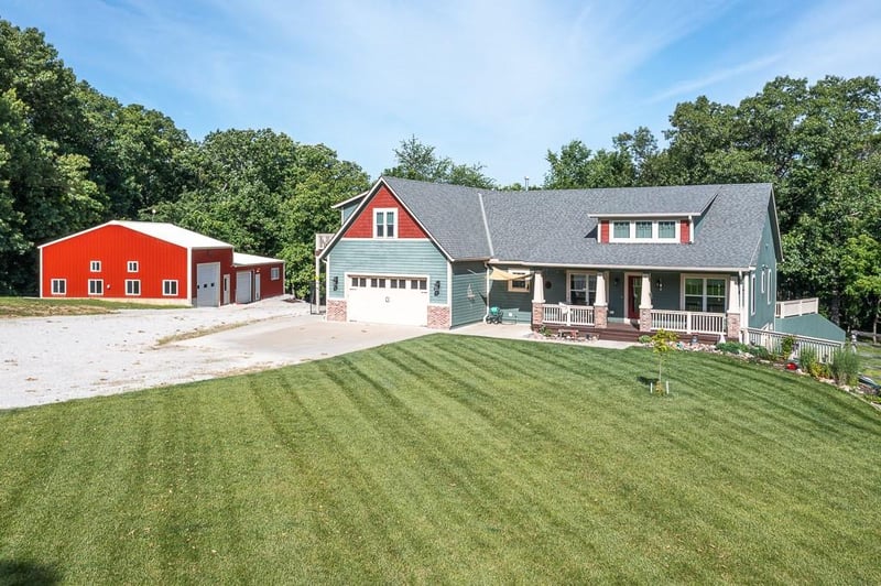 12537 166th St, Linwood, KS 66052