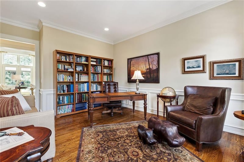 2905 W 112th St, Leawood, KS 66211