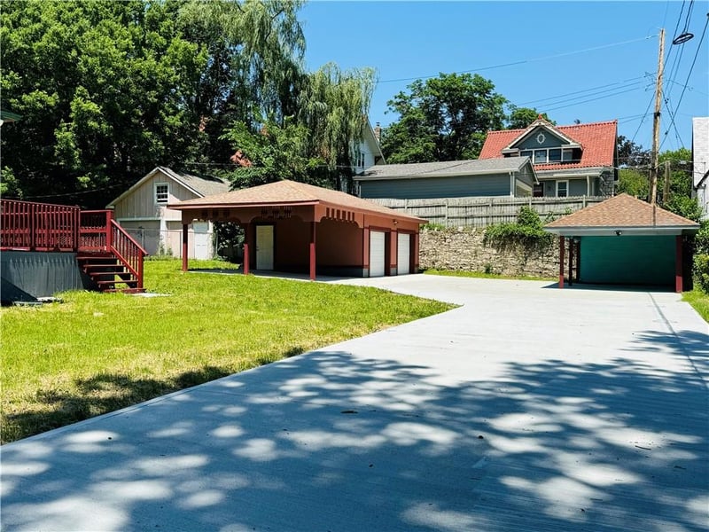 3926 Norledge Ave, Kansas City, MO 64123