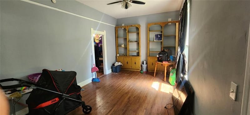 246 14th St, Baxter Springs, KS 66713