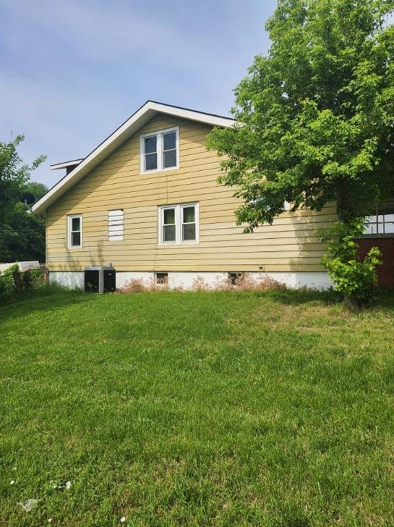 2525 Guinotte Ave, Kansas City, MO 64120