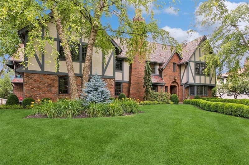 815 W 59th St, Kansas City, MO 64113