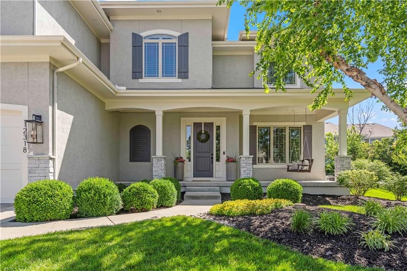 12318 W 164th Ter, Overland Park, KS 66062