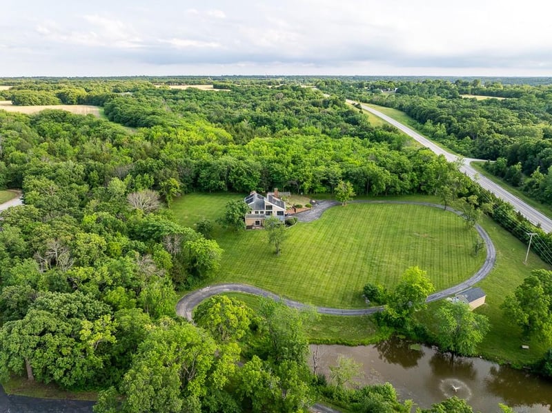 15059 Holmes Rd, Kansas City, MO 64145