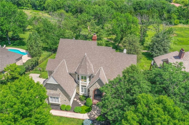 6604 W 132nd St, Overland Park, KS 66209