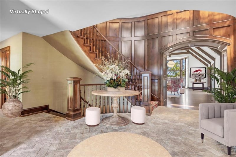 10500 W 140th Ter, Overland Park, KS 66221