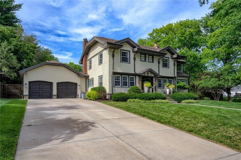 600 W 58th St, Kansas City, MO 64113