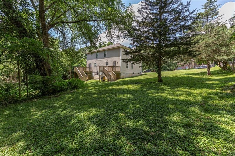 5119 College Ave, Kansas City, MO 64130
