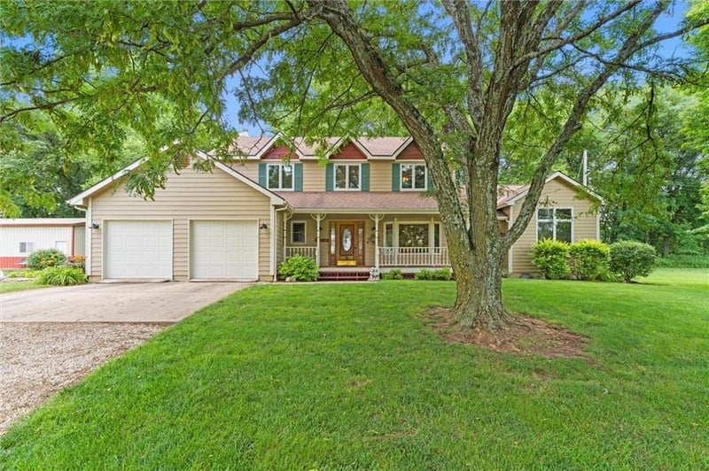 25536 Deer Ridge Dr, Lawrence, KS 66044