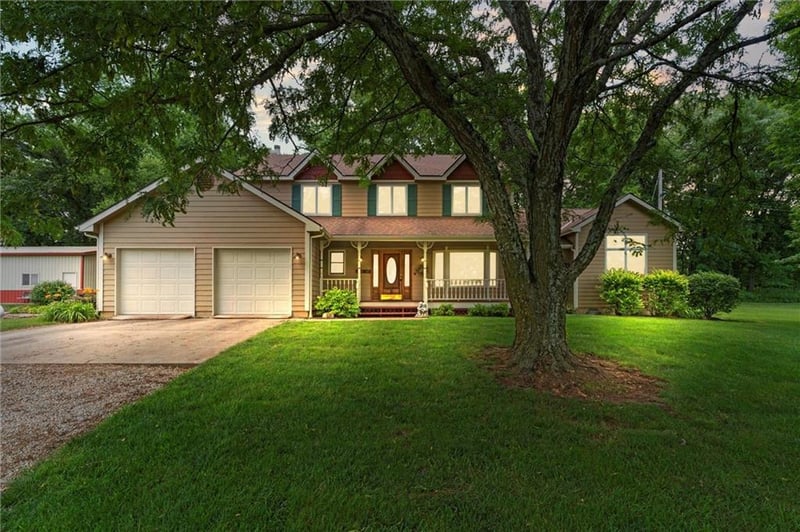 25536 Deer Ridge Dr, Lawrence, KS 66044