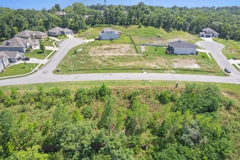 112 122 St, Kansas City, MO 64146