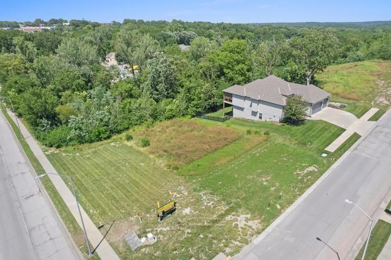 4 122 St, Kansas City, MO 64146