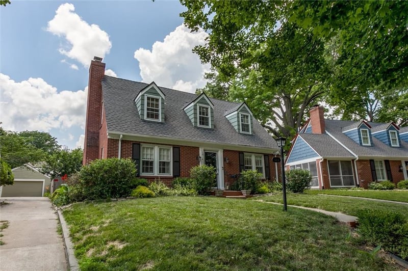 6814 Locust St, Kansas City, MO 64131