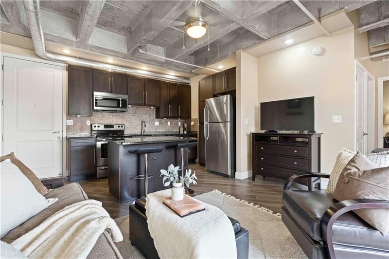 2940 Baltimore Ave #1308, Kansas City, MO 64108
