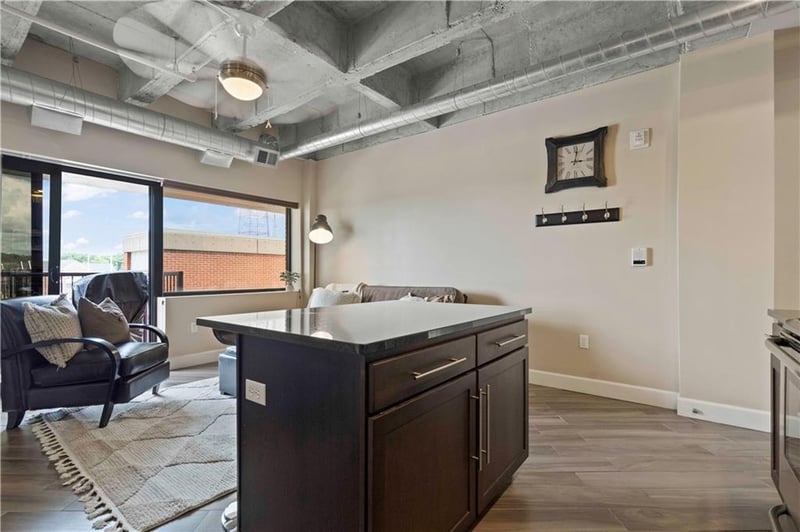 2940 Baltimore Ave #1308, Kansas City, MO 64108
