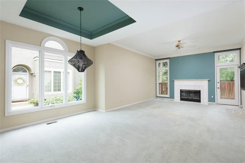 12590 Barkley St, Leawood, KS 66209