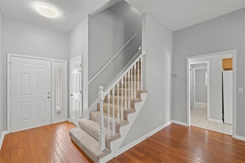 10832 W 115th Pl, Overland Park, KS 66221