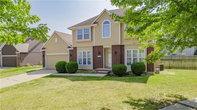 7729 Breckenridge Ave, Kansas City, MO 64139