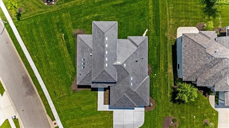 6101 58th St, Kansas City, MO 64151