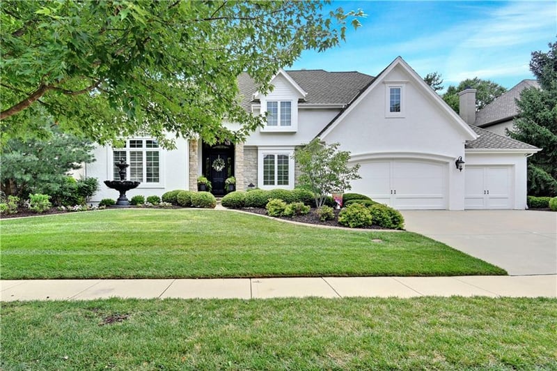 5809 Golden Bear Dr, Overland Park, KS 66223