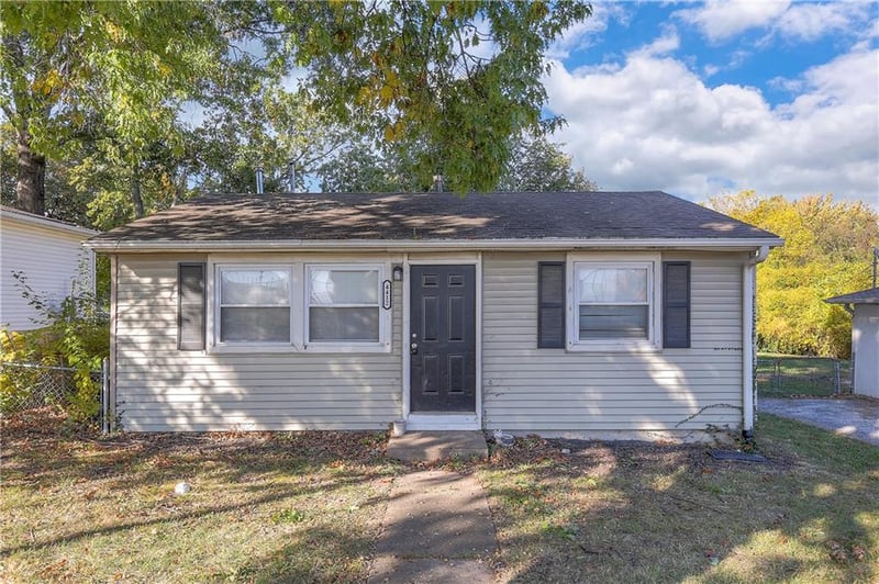 4412 N Virginia Ave, Kansas City, MO 64116