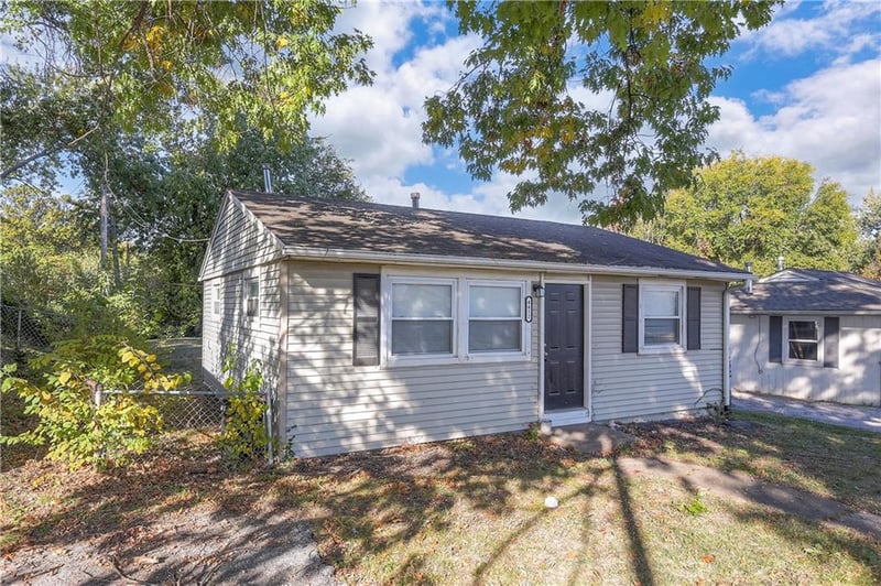 4412 N Virginia Ave, Kansas City, MO 64116
