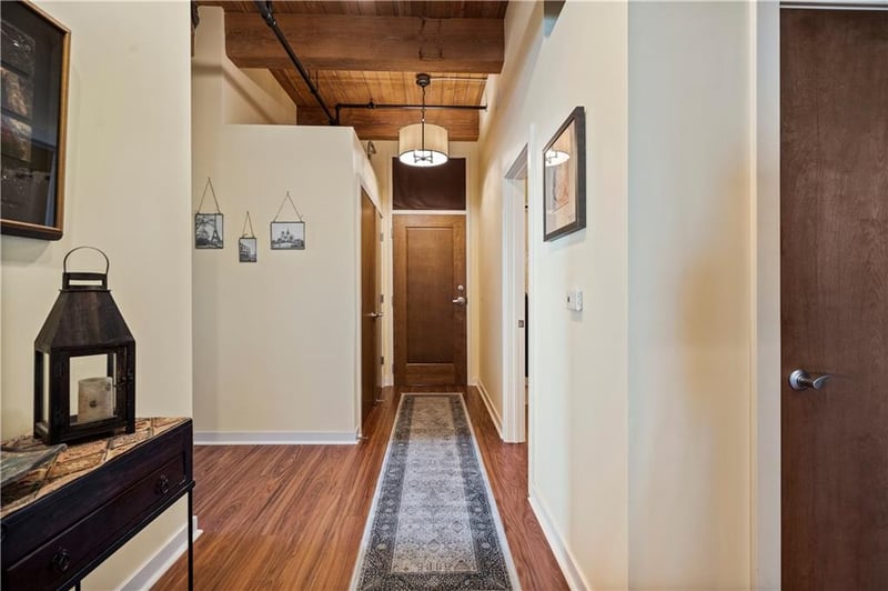 712 Broadway Blvd #701, Kansas City, MO 64105