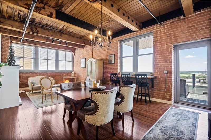 712 Broadway Blvd #701, Kansas City, MO 64105