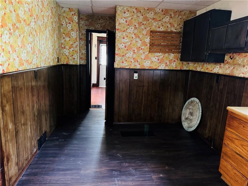 521 Hardesty Ave, Kansas City, MO 64123