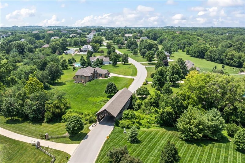 12210 Ridgeview Rd, Kearney, MO 64060