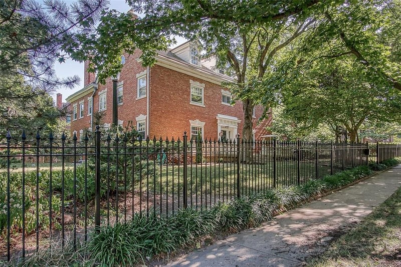 500 E 36th St, Kansas City, MO 64109