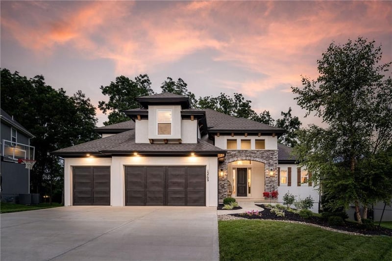 15709 Alhambra St, Overland Park, KS 66224