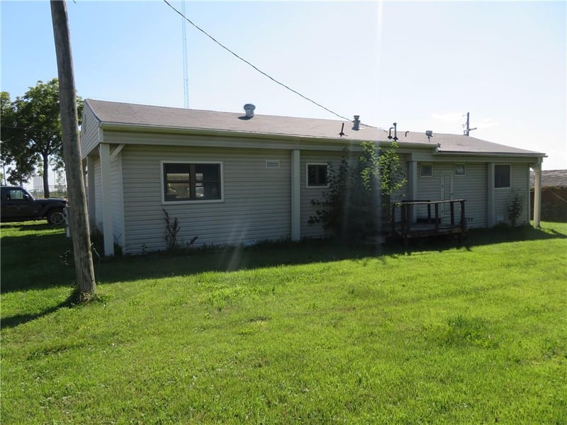 323 Jefferson St, Nortonville, KS 66060