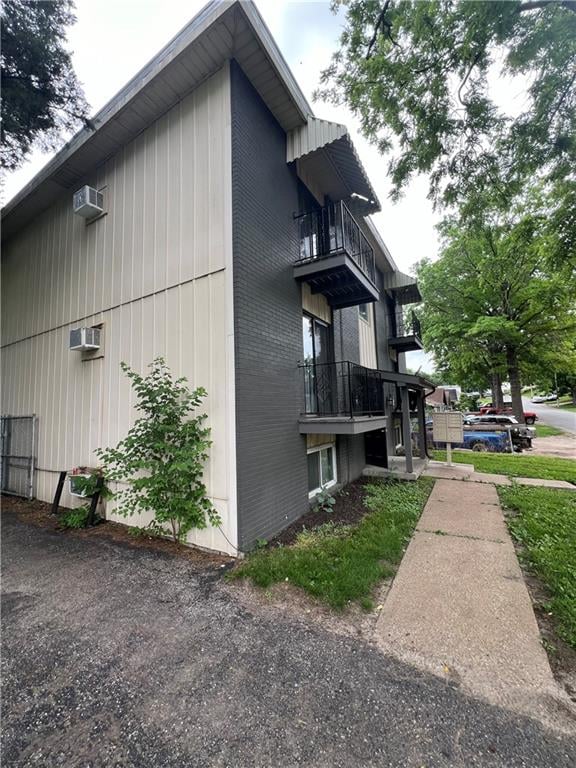 345 N 30th St, Kansas City, KS 66101
