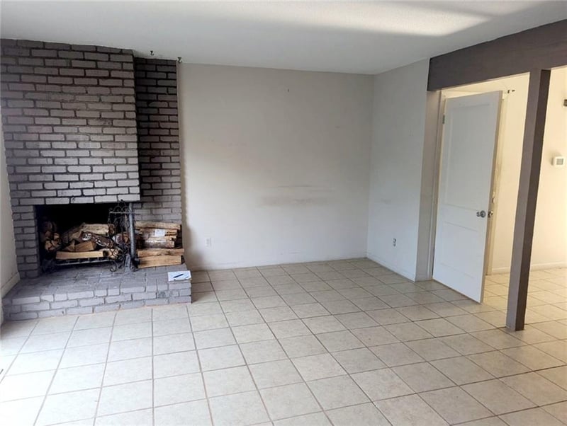 11260 College Ave, Kansas City, MO 64137