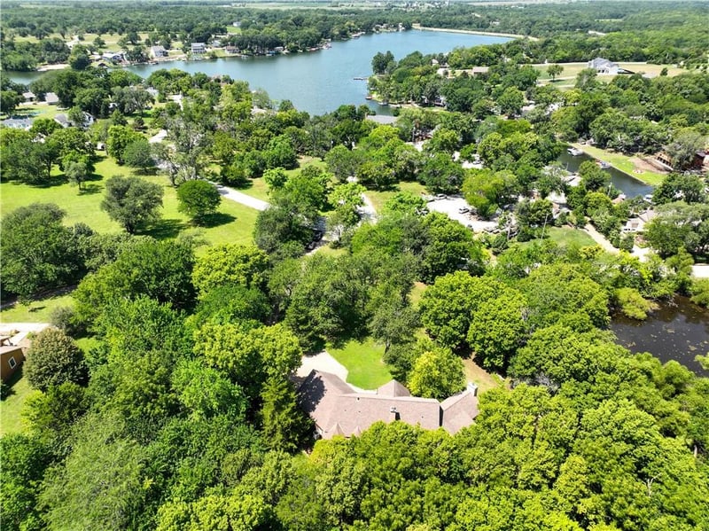 15255 Gardner East Rd, Gardner, KS 66030