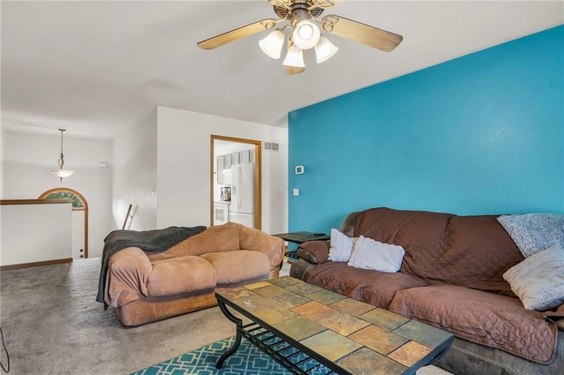 8616 N Cleveland Ln, Kansas City, MO 64156