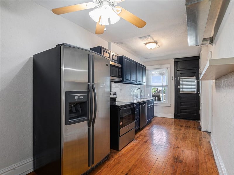 703-705 W 38th St, Kansas City, MO 64111