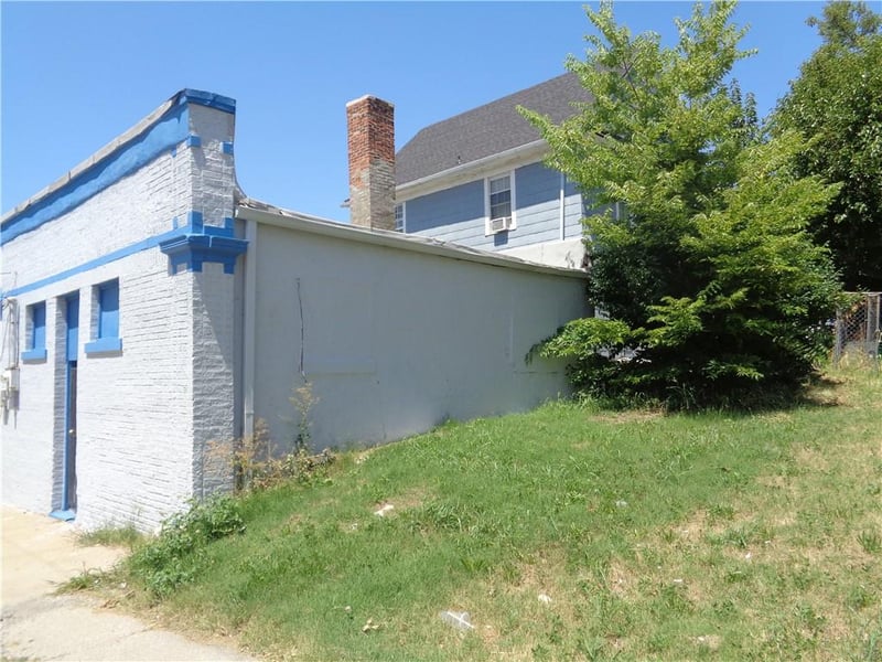 3445 Woodland Ave, Kansas City, MO 64109