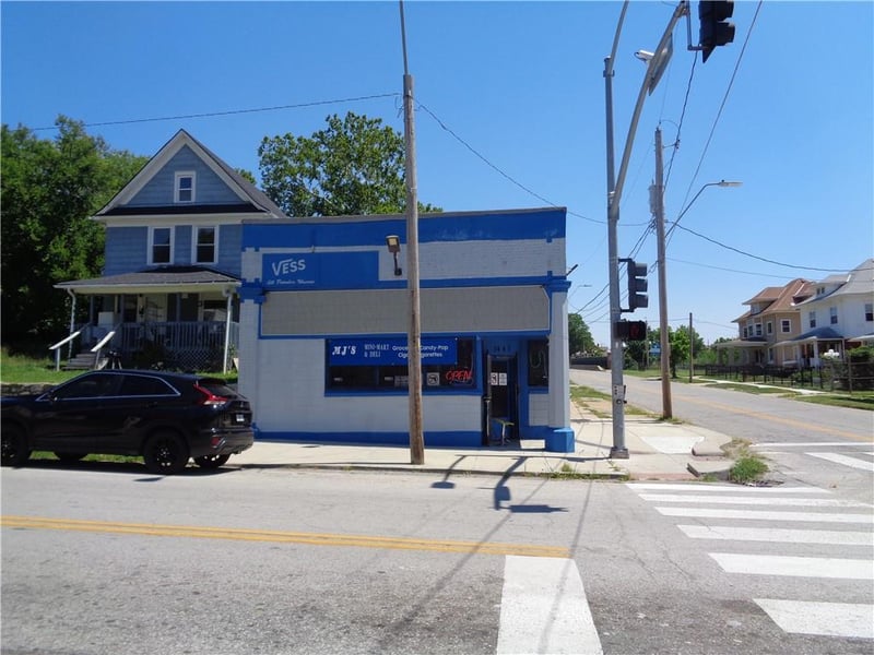 3445 Woodland Ave, Kansas City, MO 64109