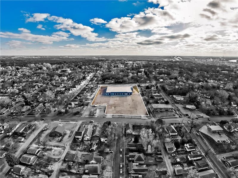 2300 Mitchell Ave, St Joseph, MO 64507