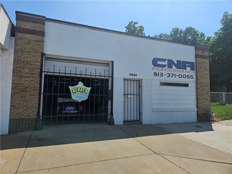 1421 Minnesota Ave, Kansas City, KS 66102