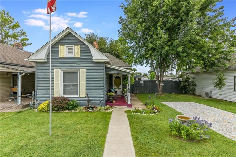 1238 Hasbrook Ave, Kansas City, KS 66105