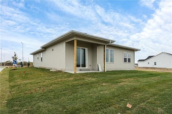 1602 NW 104th Ter, Kansas City, MO 64155