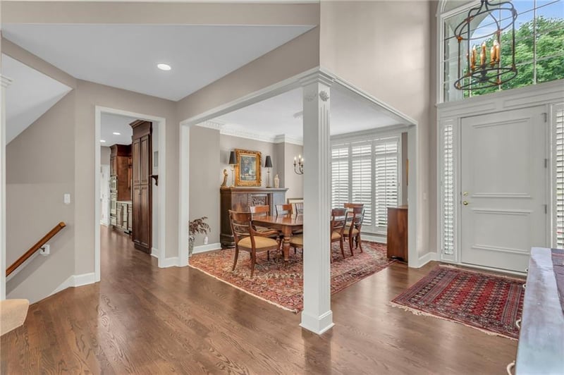 4519 N Mulberry Dr, Kansas City, MO 64116