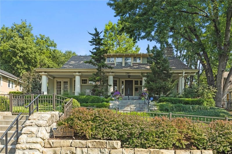 1410 W 50th St, Kansas City, MO 64112