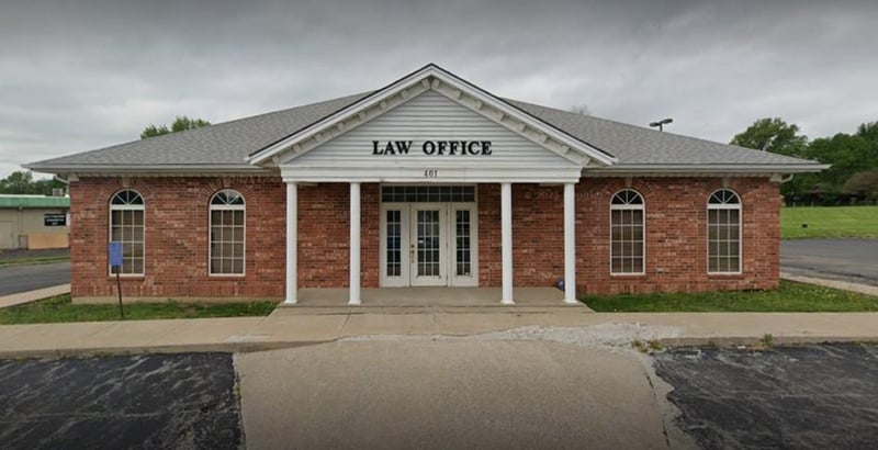 401 W Foxwood Dr, Raymore, MO 64083