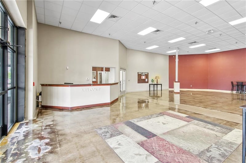 300 Main St, Parsons, KS 67357