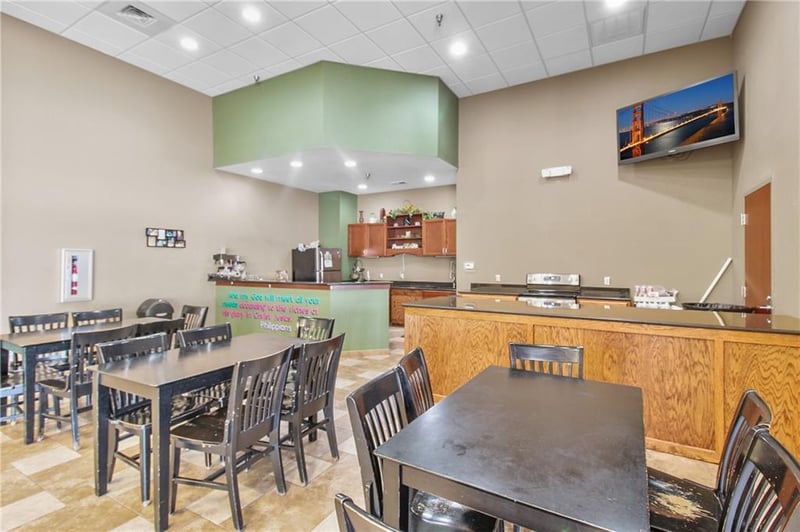 300 Main St, Parsons, KS 67357
