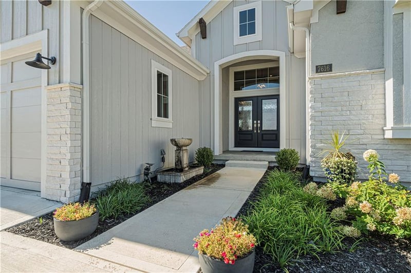 7616 N Donnelly Ave, Kansas City, MO 64158
